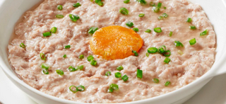 Steamed Pork Patties with Salted Egg 200g/pack